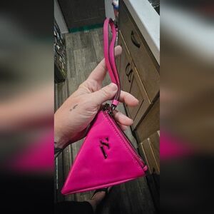 Simply Vera Pyramid Wristlet